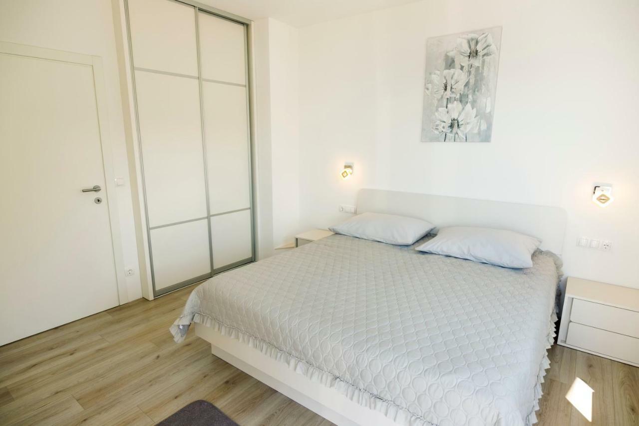 Apartmani Ticinovic Omiš Exterior foto