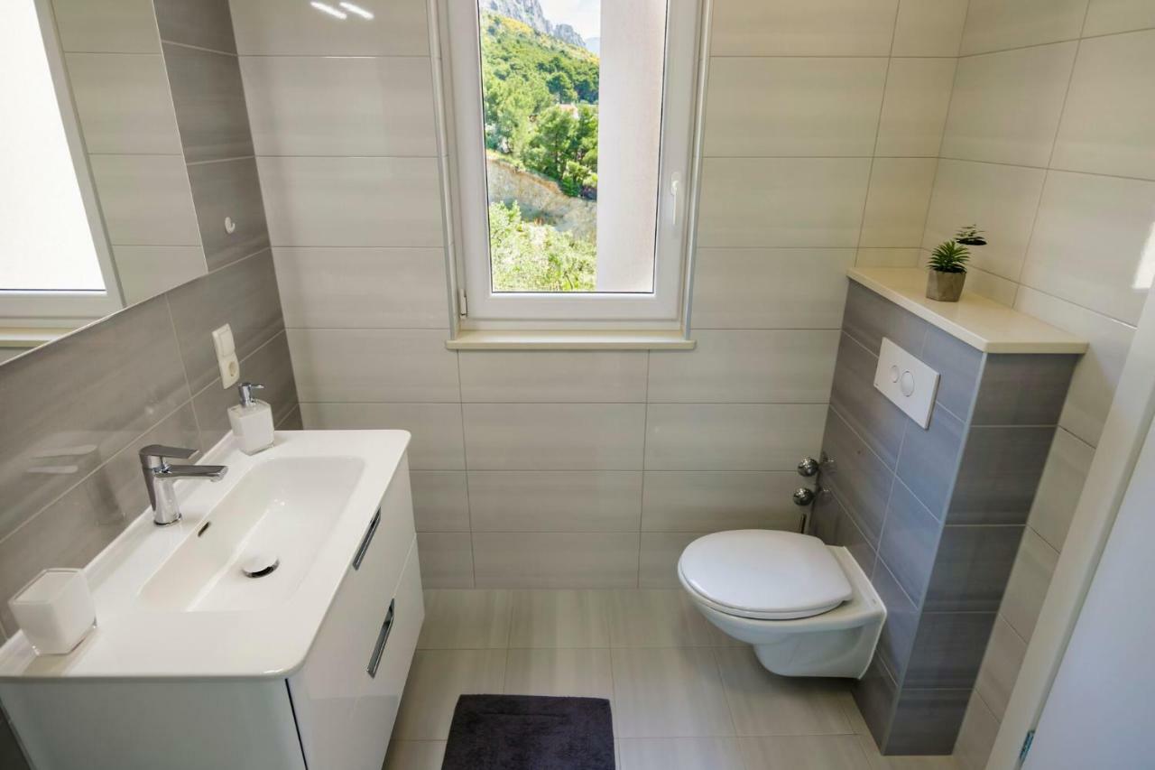 Apartmani Ticinovic Omiš Exterior foto