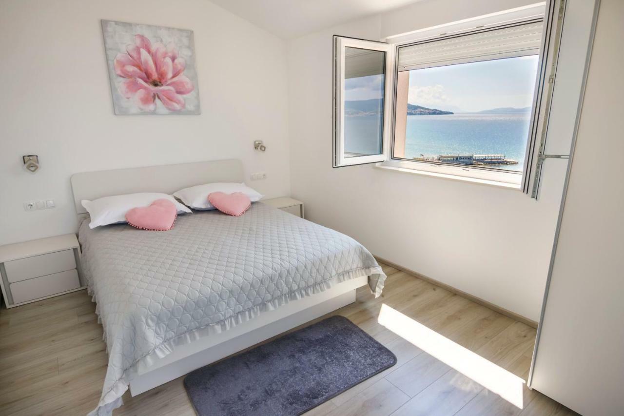Apartmani Ticinovic Omiš Exterior foto